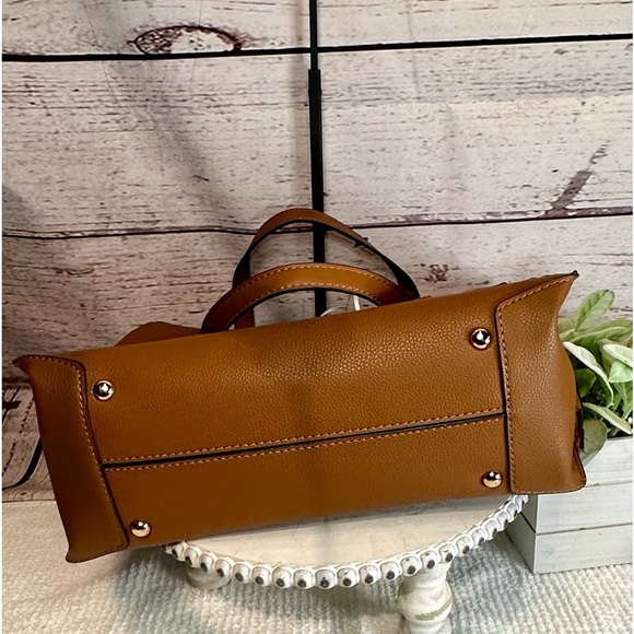 NWT LaTerre Large Brown Caramel Cognac Tan Tote, Shoulderbag, Workbag, Schoolbag - Picture 3 of 8